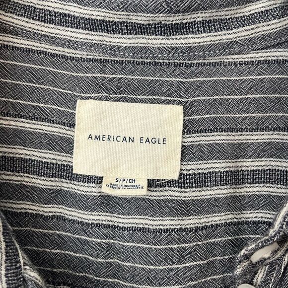 American Eagle button up top striped grey blue and white size Small - Picture 2 of 4